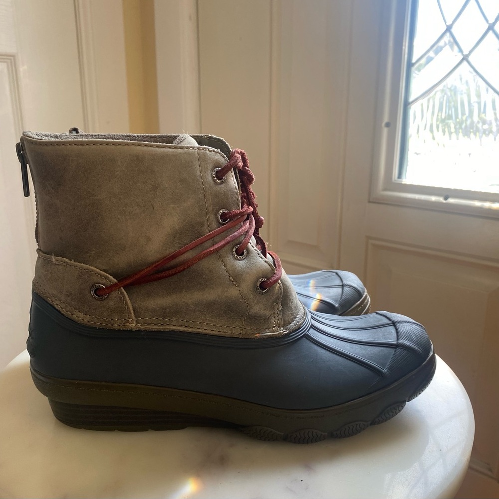 Women’s Sperry Boots